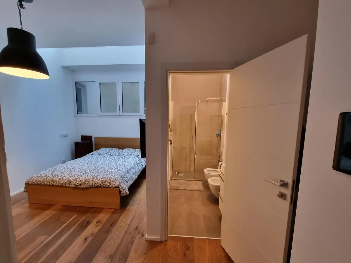 Monolocale Corso Sempione T10691 Apartment Milan Italy